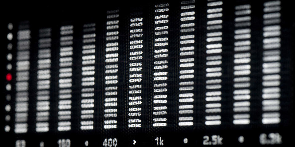 Đang tải monospace-day-usb-audio-4.jpg…